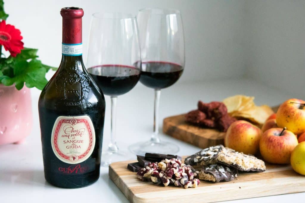 sweet red wine with vegan nibbles - 2