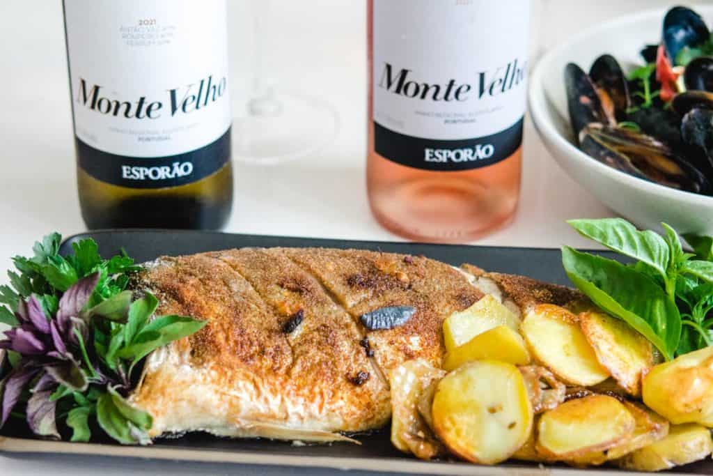 Spiced fish with portugese wines